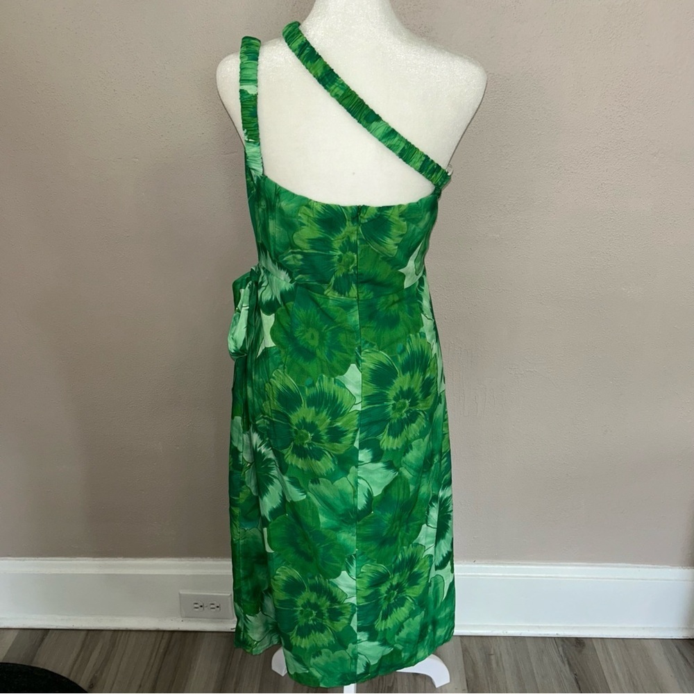 Hello Molly Green Floral One-Shoulder Midi Dress - Picture 2 of 5